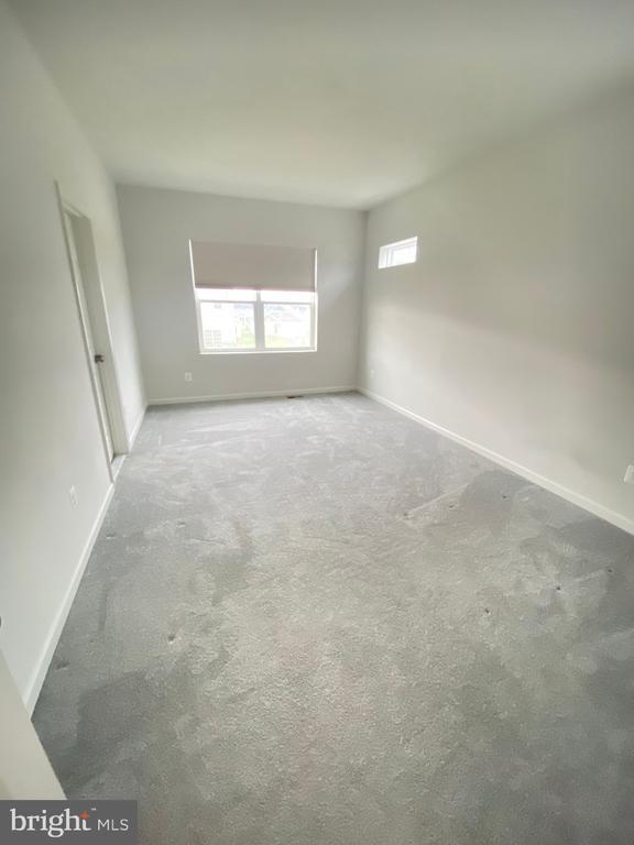 Building Photo - 235 Crofton Ct