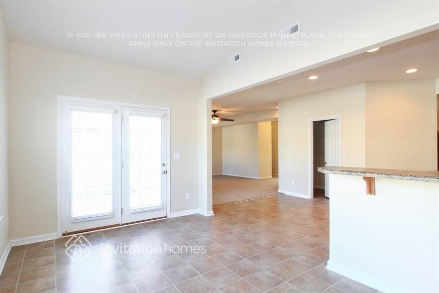 Building Photo - 10885 Tailwater St