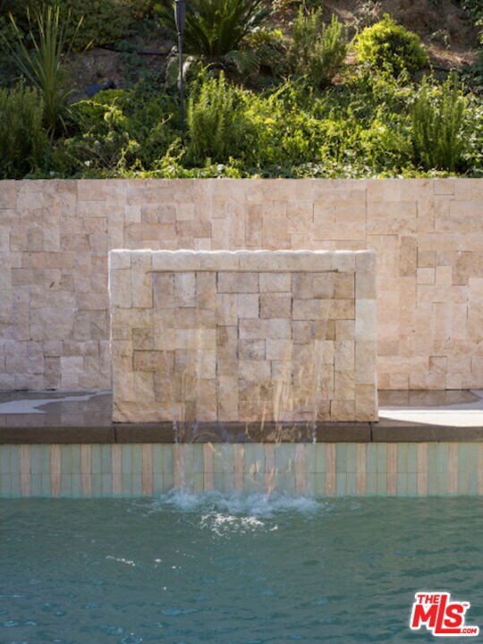 Building Photo - 3637 Loadstone Dr