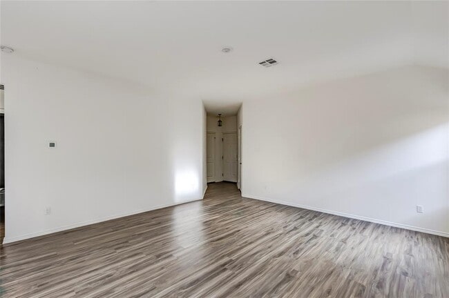 Building Photo - 545 Greatest Gift Wy