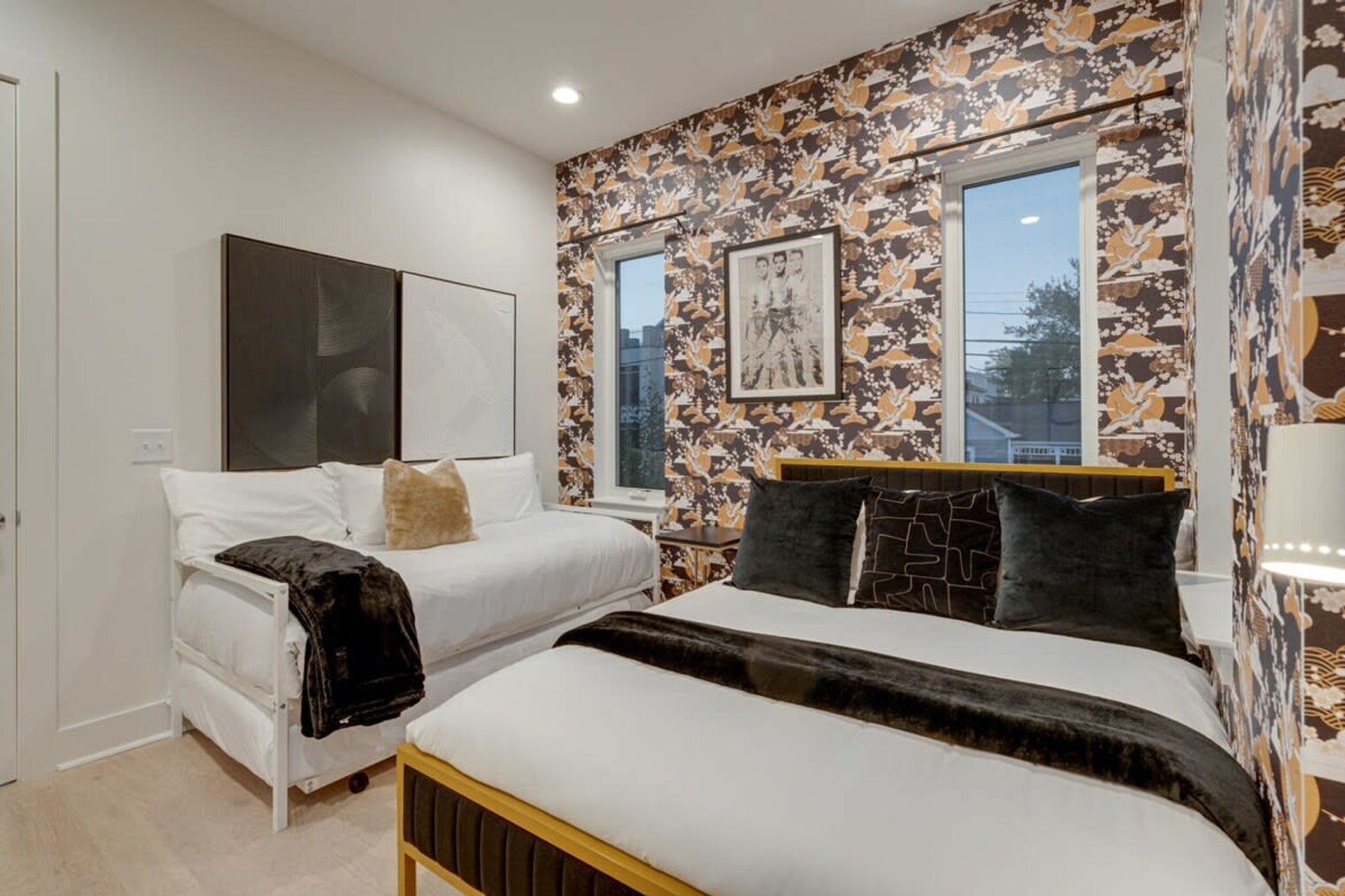 Building Photo - 1035a Scovel St