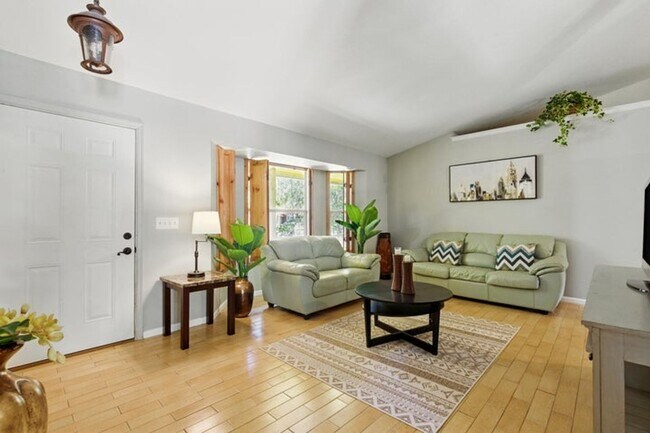 Building Photo - 14846 61st Ct N