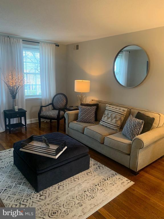 Building Photo - 2961 S Columbus St