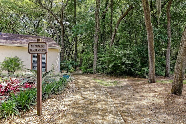 Building Photo - Mariners Walk - Easy walk to the beach