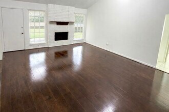 Building Photo - 4214 Lost Lake Ln