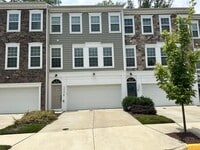 Building Photo - 1333 Gilmore St