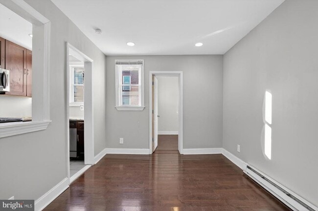 Building Photo - 1640 S 28th St