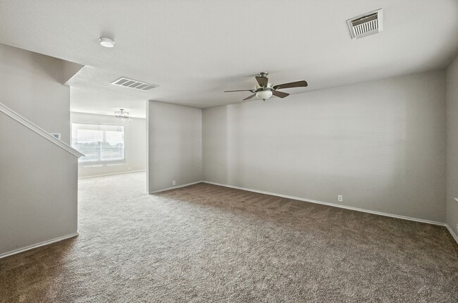 Building Photo - 3933 Brook Hollow Dr