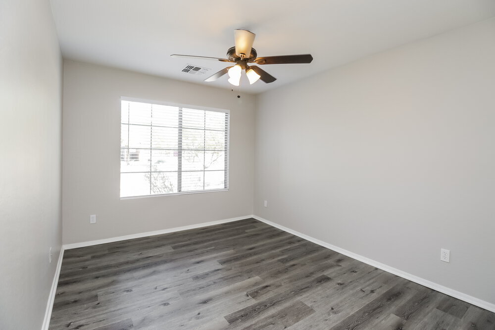 Building Photo - 3229 W Alta Vista Rd