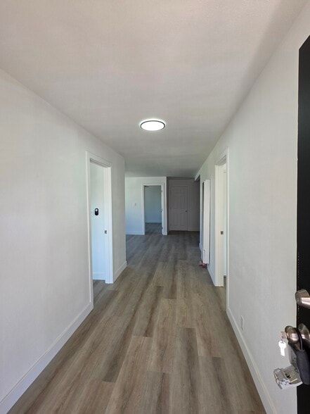 Building Photo - 4535 E 2nd St