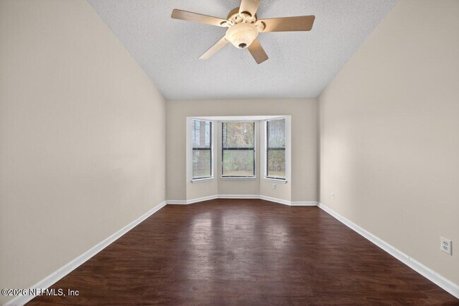 Building Photo - 8725 Huntington Woods Cir N