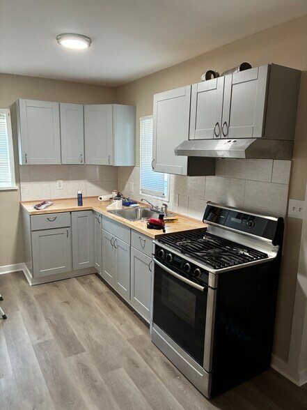Remodeled kitchen - 322 N Tennessee Ave