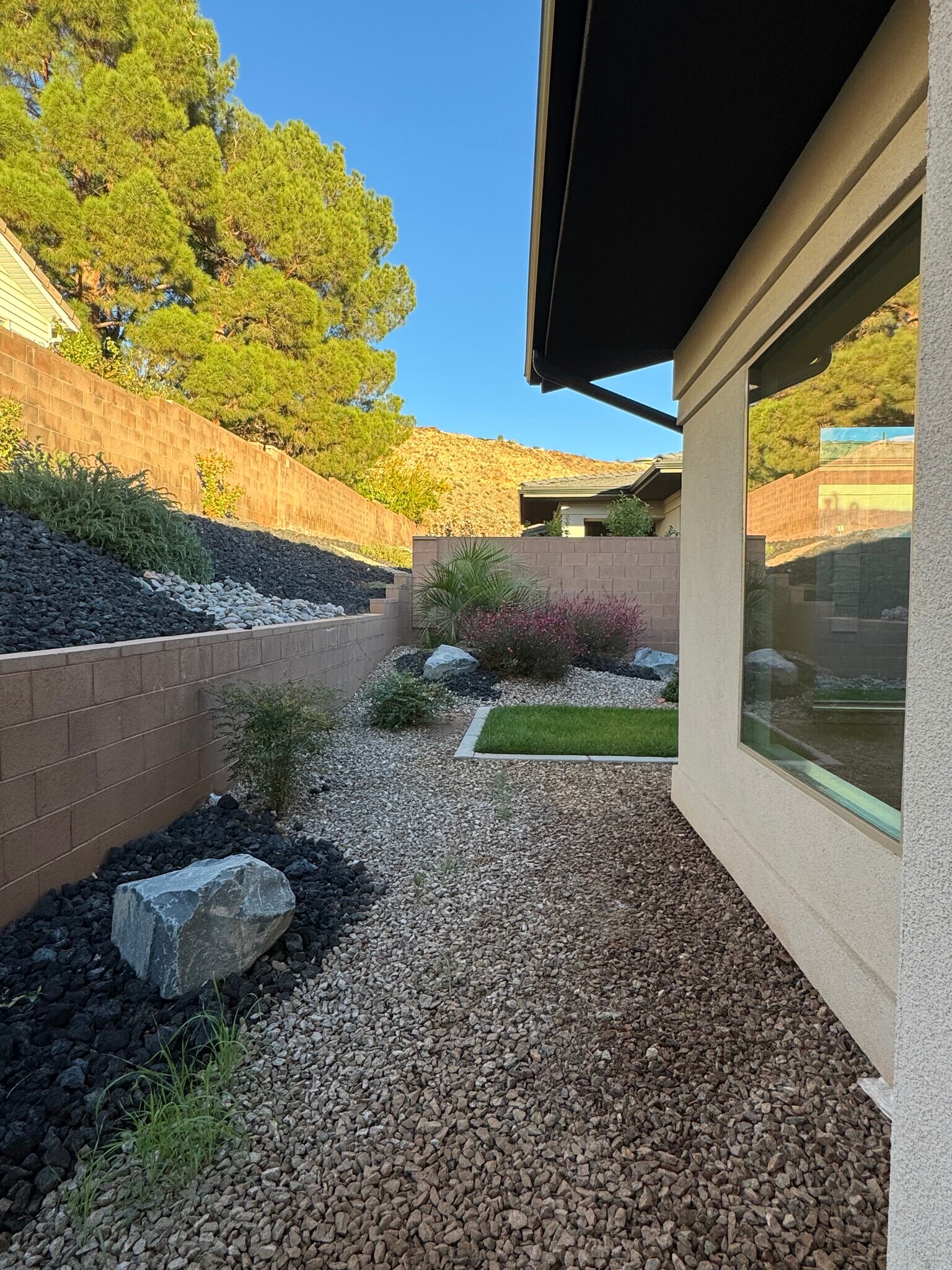 Building Photo - 1603 E Dihedral Dr