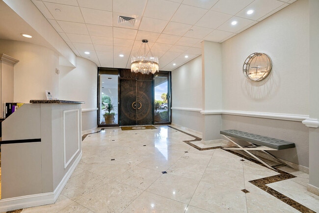Building Photo - 5380 N Ocean Dr