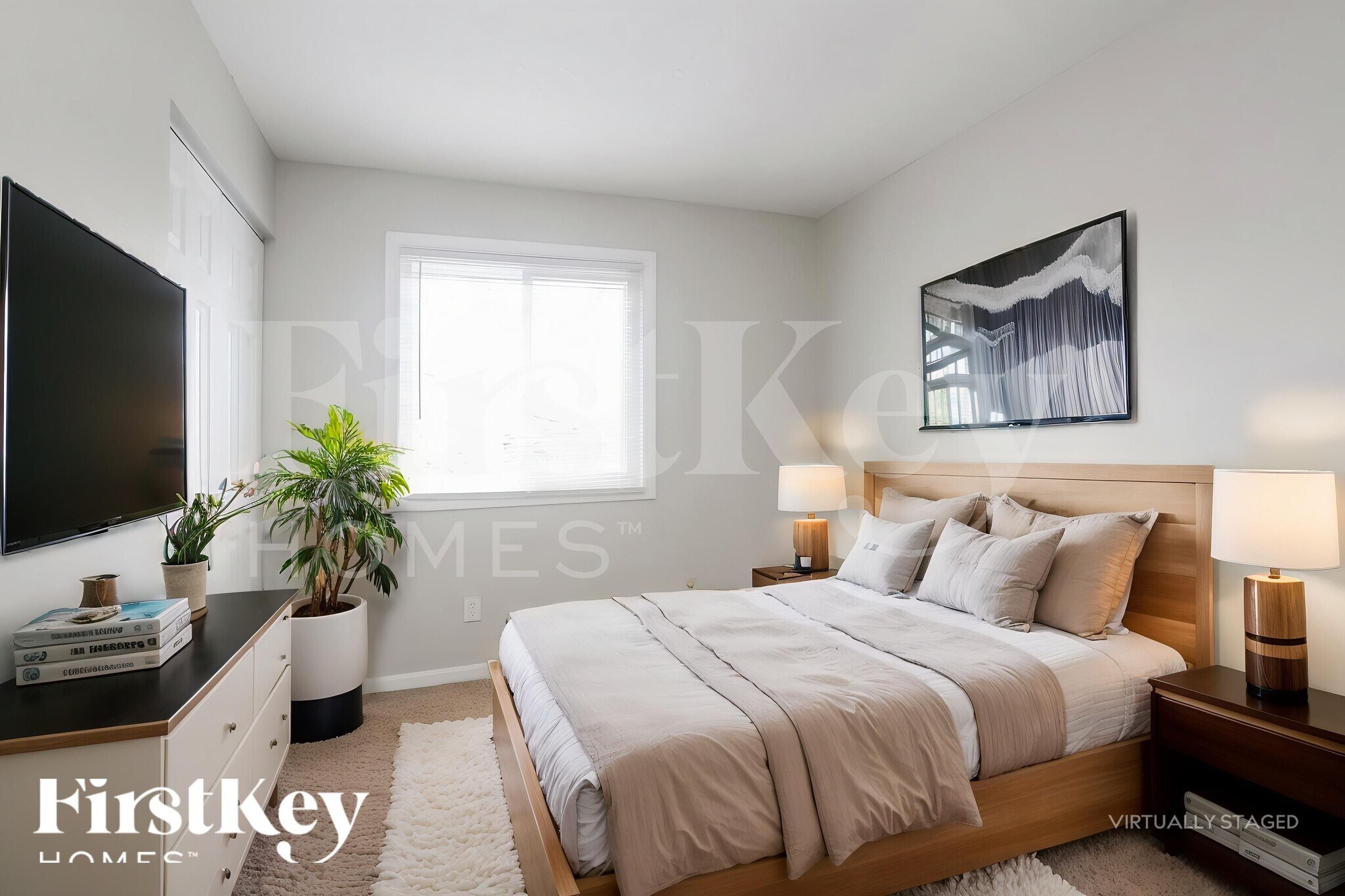 Building Photo - 7732 Hoyt Ave