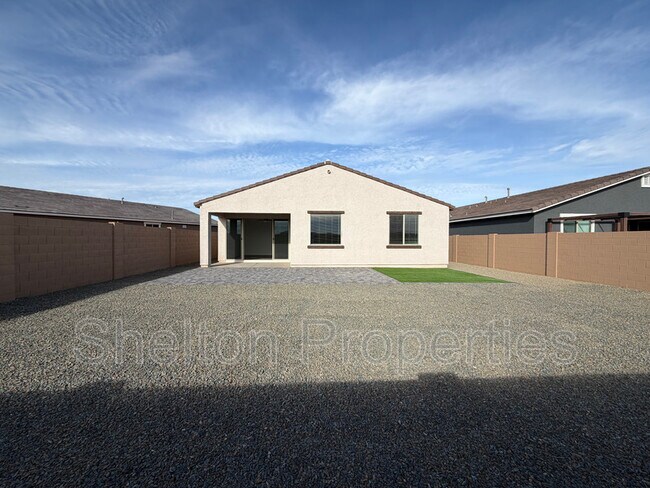 Building Photo - 7721 W Saddlehorn Rd