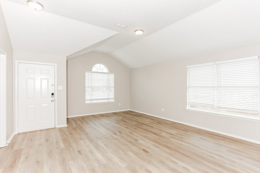 Building Photo - 8421 Prairie Rose Ln