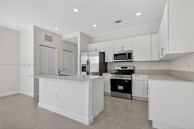 Building Photo - 13883 SW 262nd St
