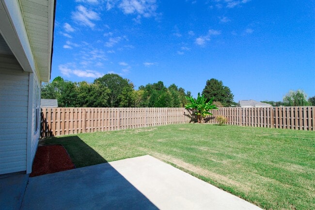Building Photo - 147 Stonebrook Way