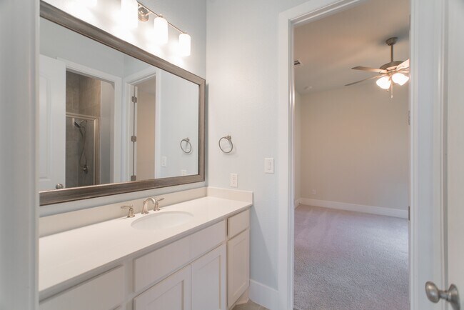 Building Photo - 49 Cassena Grove Pl