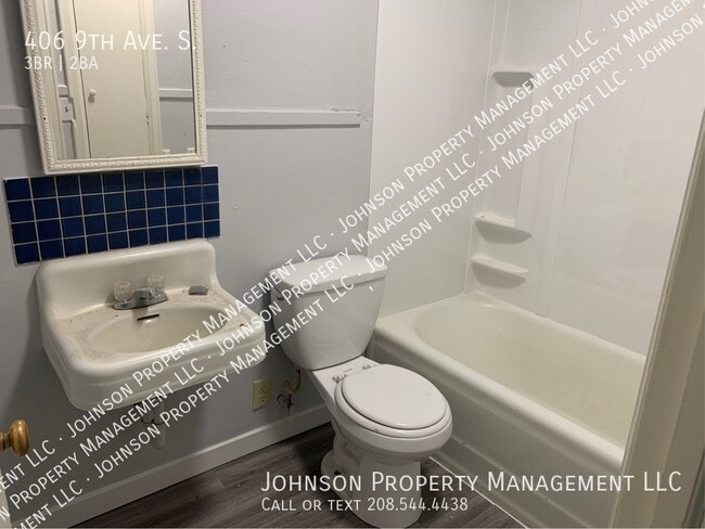 Building Photo - 406 9th Ave S