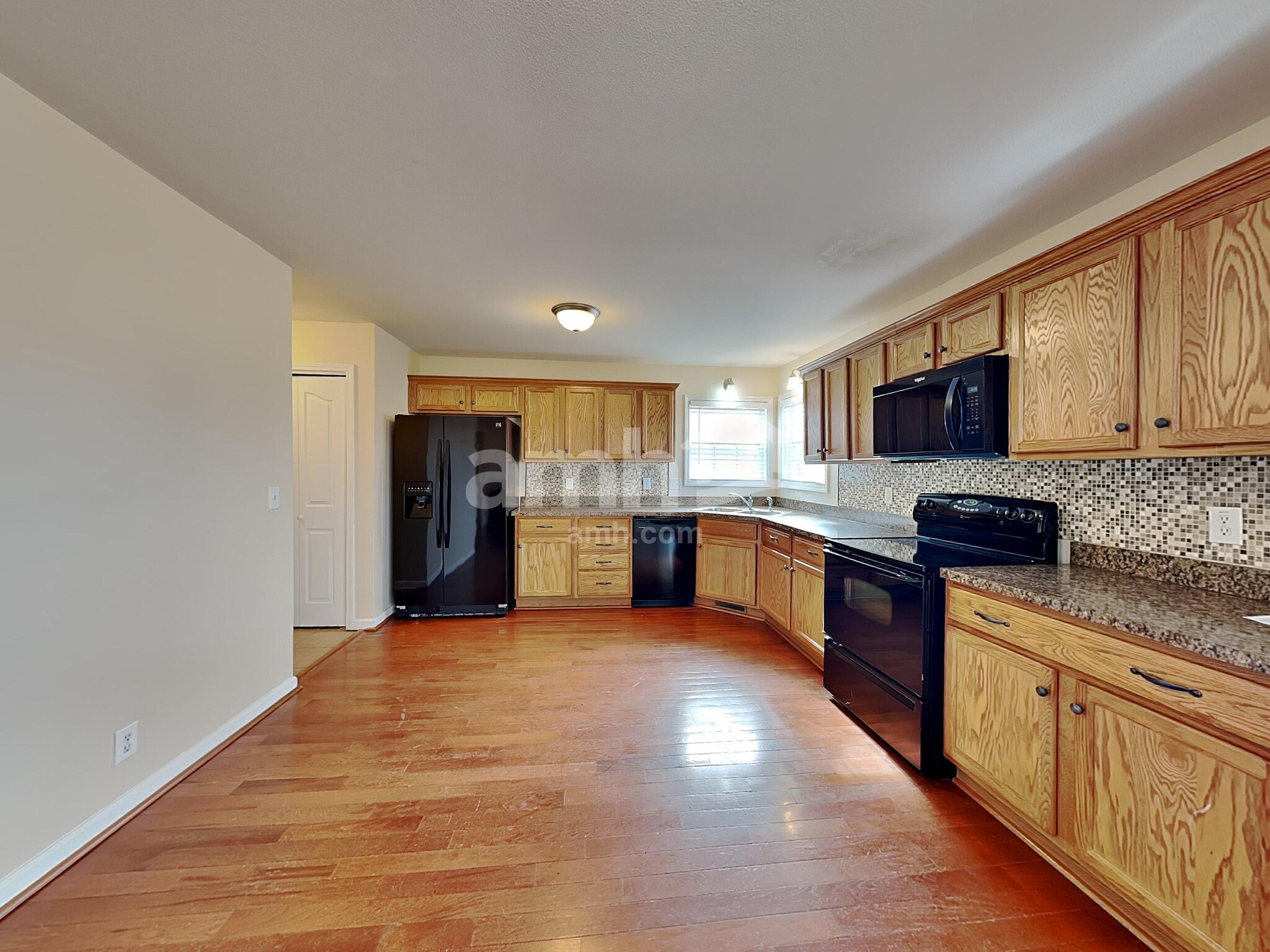 Building Photo - 3784 Cindy Jo Dr N