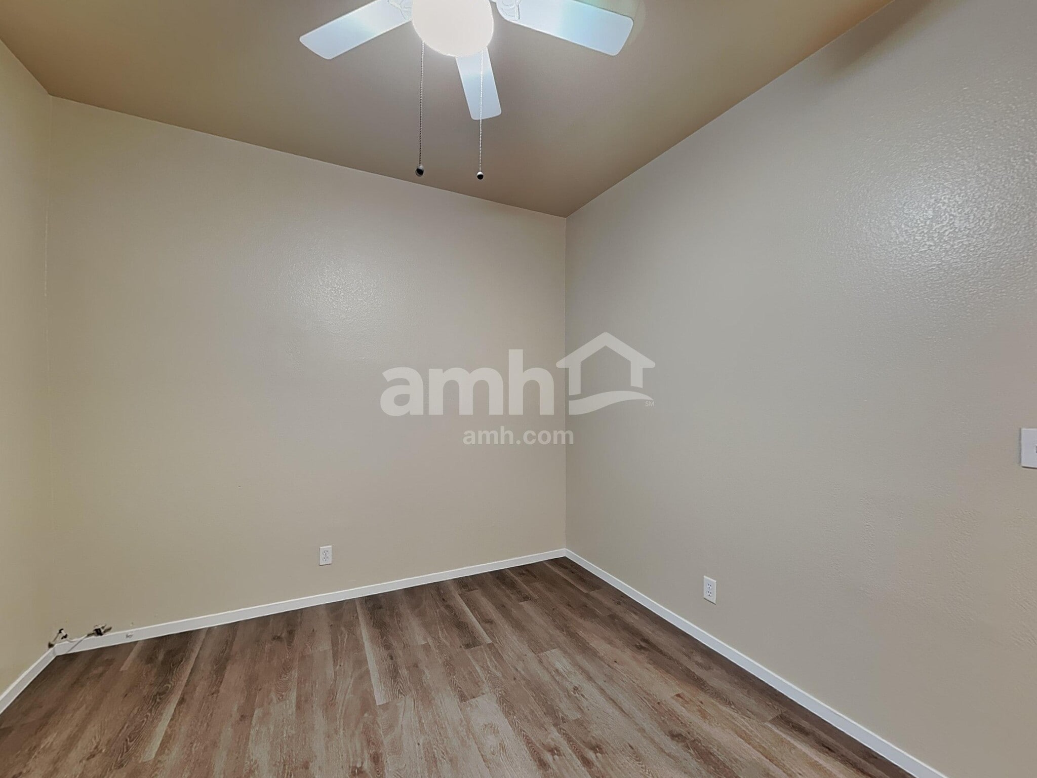 Building Photo - 8340 Spruce Meadows Ave