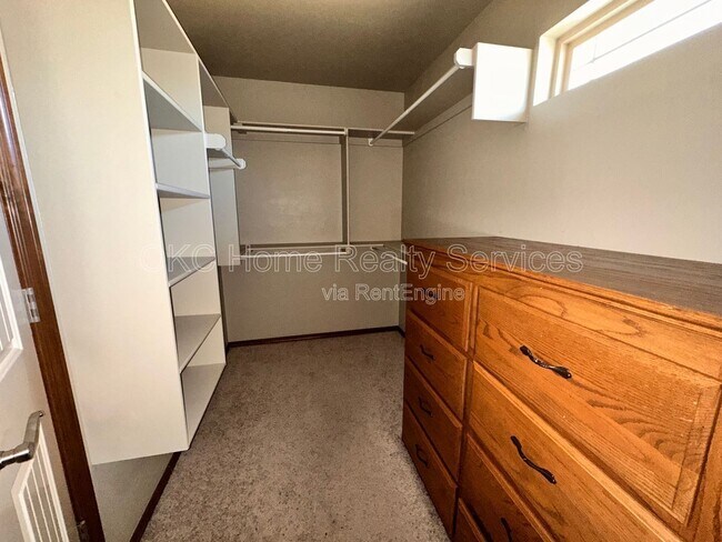 Building Photo - 13201 SW 2nd Terrace