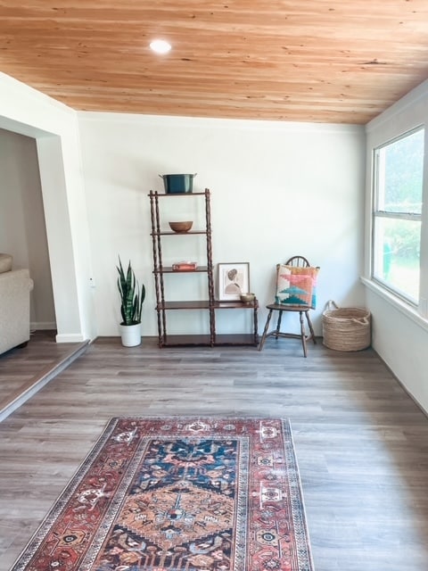 Building Photo - 453 Dolphin St