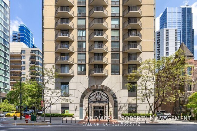 Building Photo - 70 W Huron St