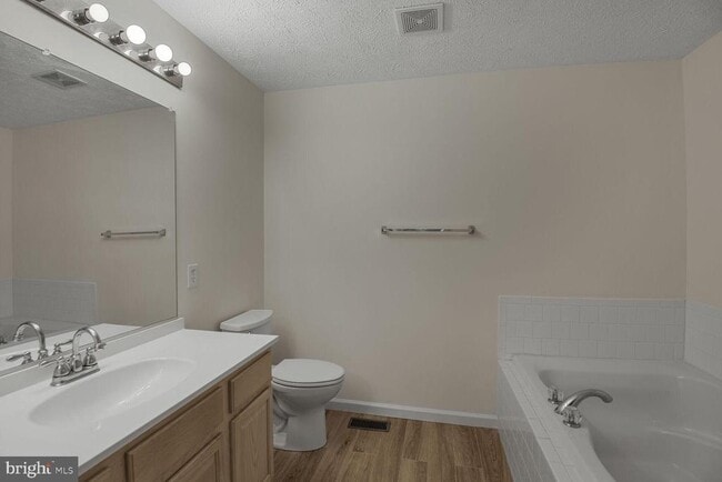 Building Photo - 4000 Estevez Ct