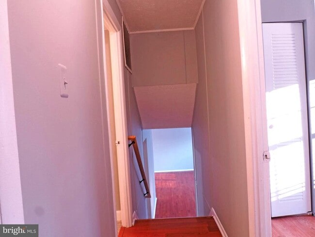 Building Photo - 12500 Sturdee Dr