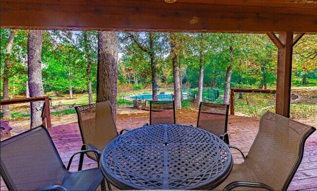 Building Photo - Executive Home for Rent 7 Acres with Resort Style Amenities