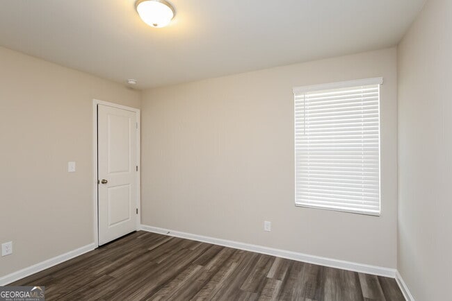 Building Photo - 3934 Kendrick Cir