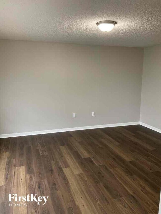 Building Photo - 7094 Shady Pine Ct