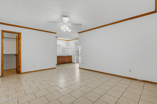 Building Photo - 2356 Juliette Low Dr