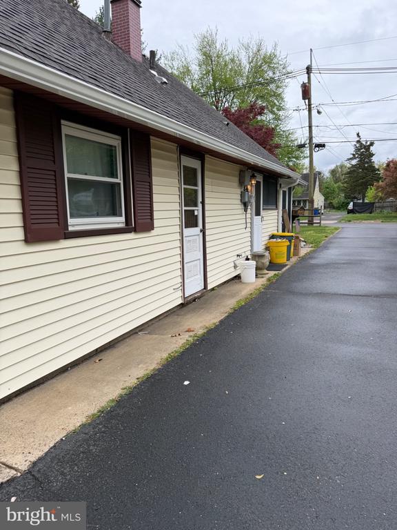 Building Photo - 1062 Terrace Blvd