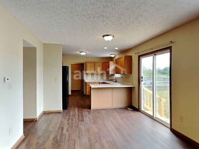 Building Photo - 160 Harvard Loop