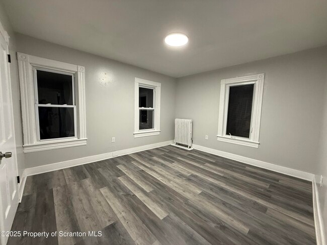 Building Photo - 50 Market St