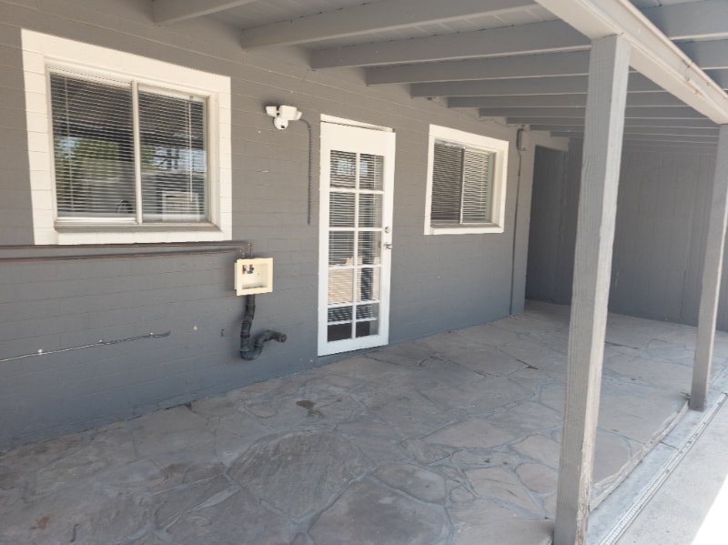 Building Photo - 506 N Hunt Dr