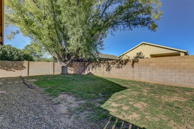 Building Photo - 3 bed, 2 bath Granville Home for Rent!