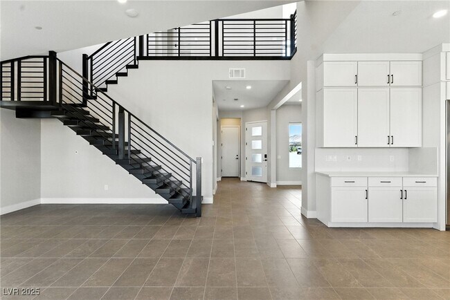 Building Photo - 10632 Rolling Vista Dr