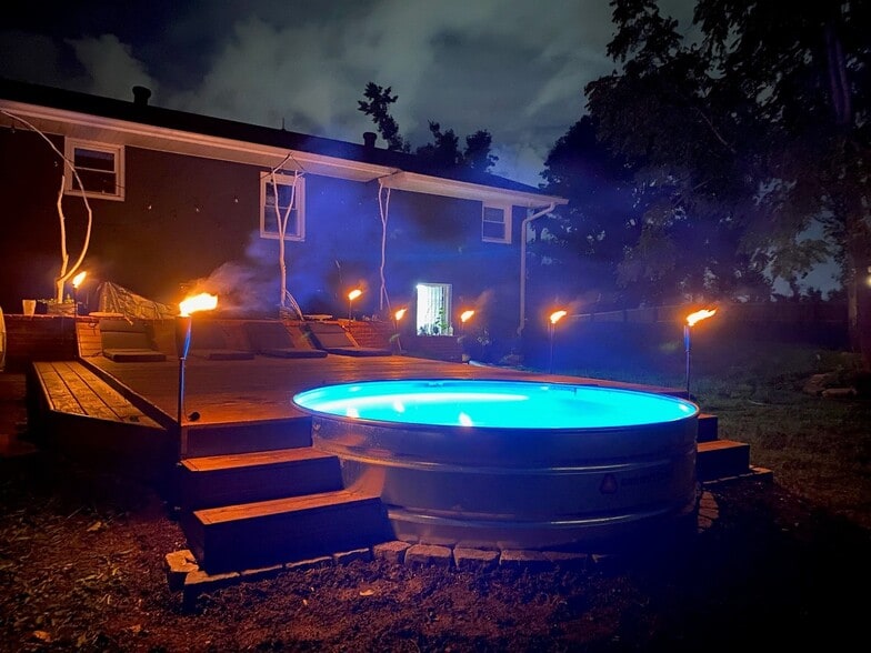 mini pool for those hot summer days - 8011 Shallowford Rd