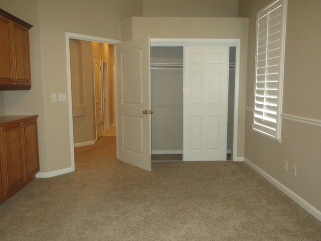 Building Photo - Semi-custom home at Buchanan Estates.