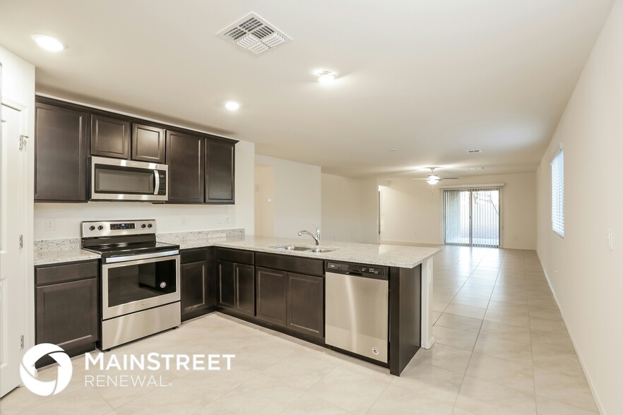 Building Photo - 9068 S 254th Dr