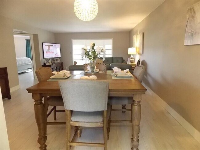 Building Photo - 1701 Andros Isle