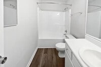 Building Photo - 6810 Ironwood Cir