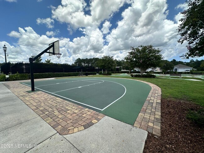 Building Photo - 614 Tintamarre Dr