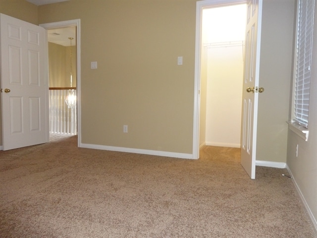 Building Photo - 3931 Oak Plank Rd