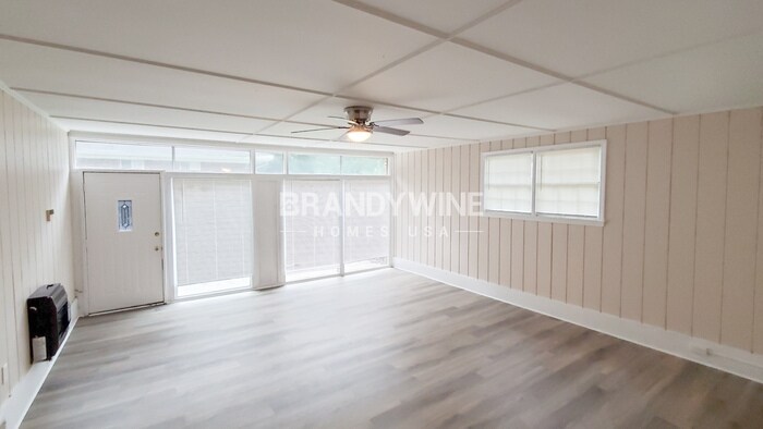 Building Photo - 4790 Janice Dr